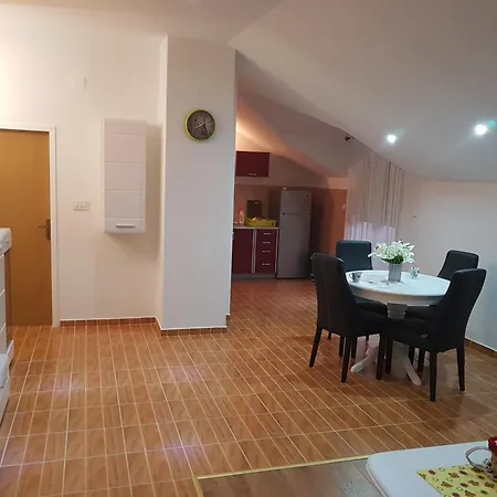 Apartment Maria *