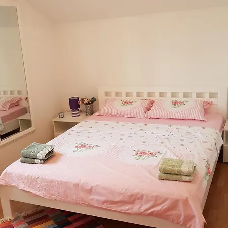 Maria Apartment *